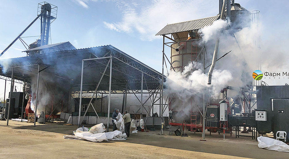 Теплогенератори ТПК 15 з зерносушаркою Large 300 та теплогенератор ТПК 22 з сушаркою XL 350